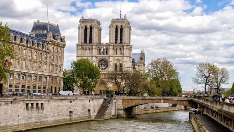 what to do in paris