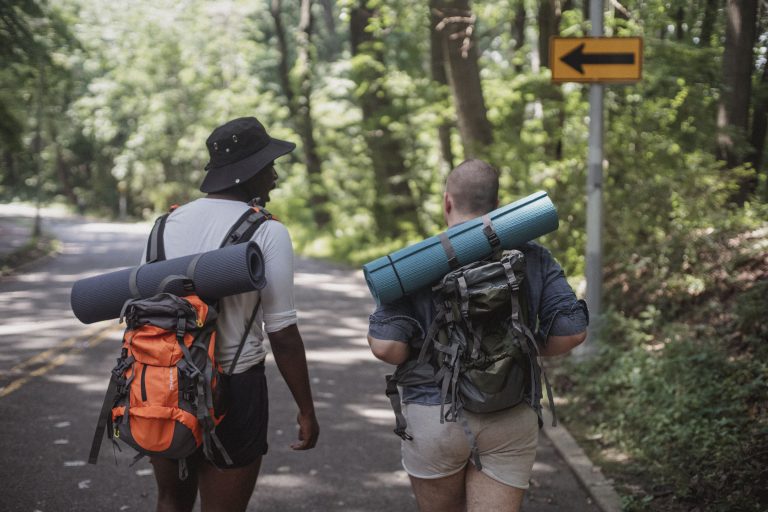 Quel est le matériel indispensable pour faire de la randonnée de haute montagne ?